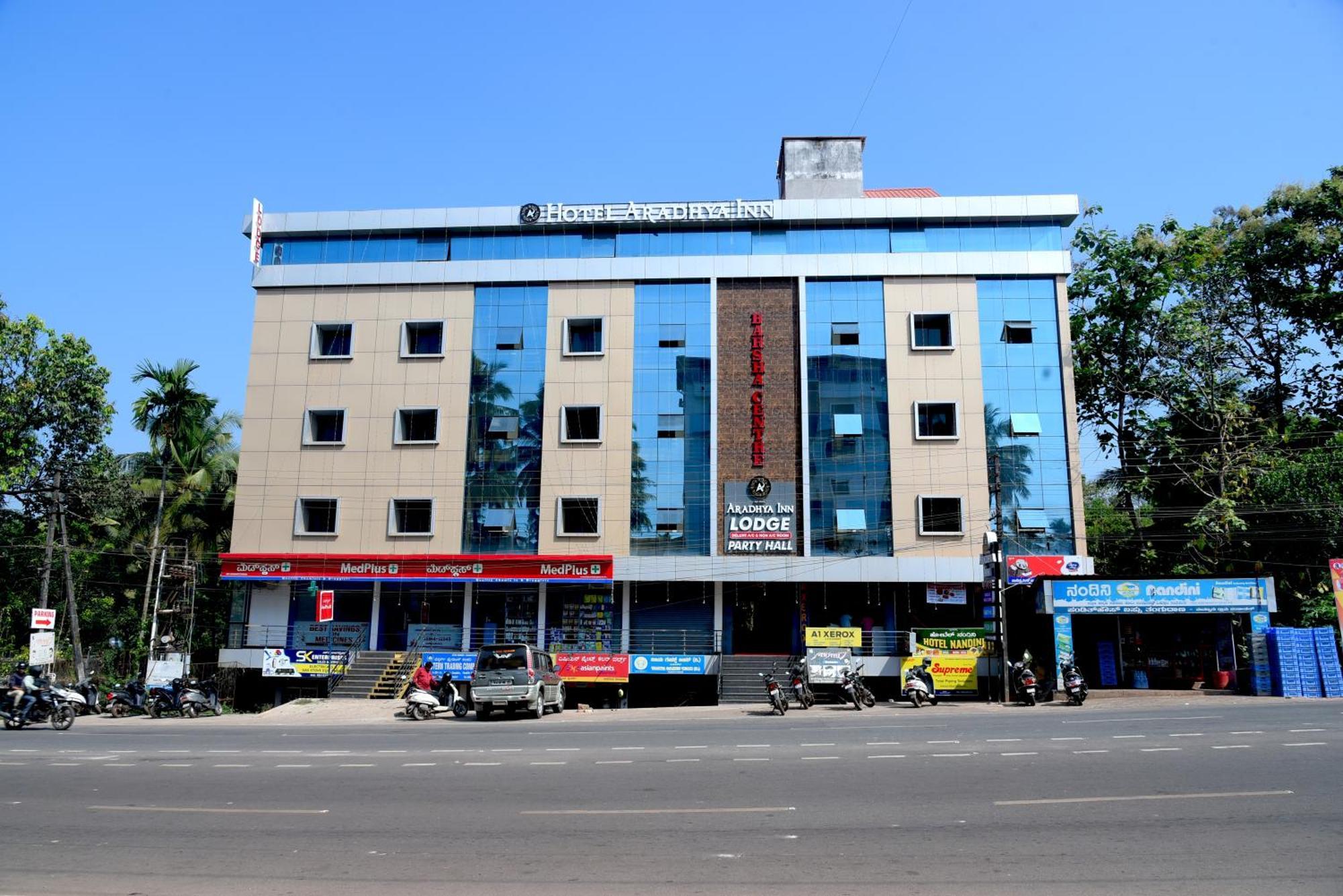 Hotel Aradhya Inn Deralakatte Mangalore Exterior foto